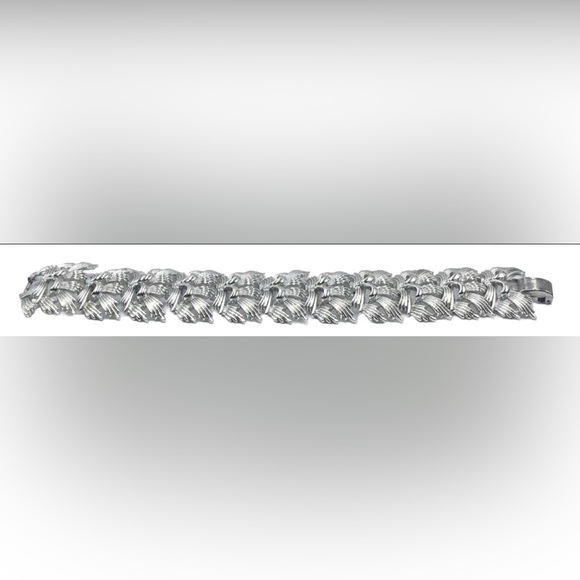 CORO PEGASUS vintage elegant Silver Tone Bracelet Clip On Earrings SET - Picture 10 of 11